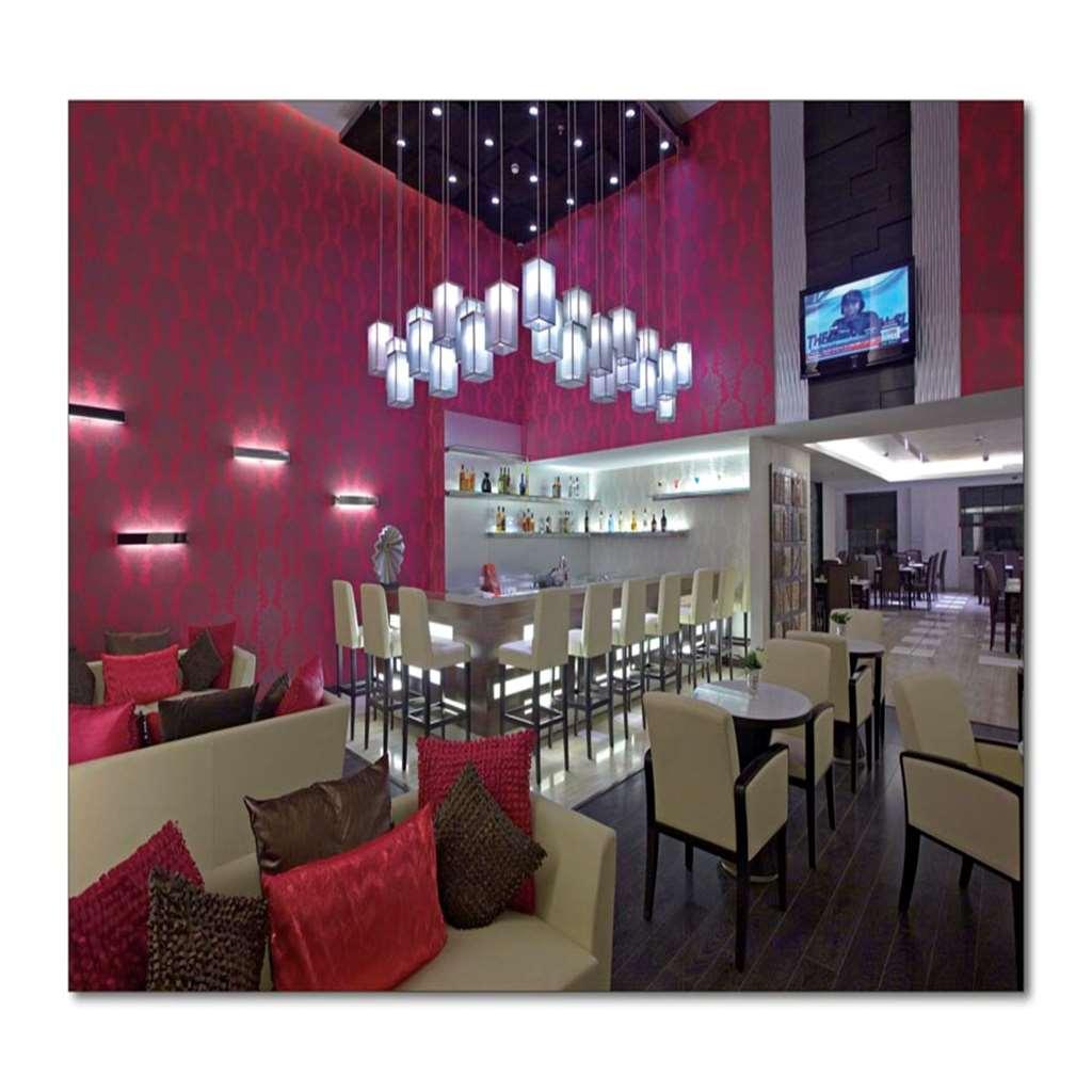 Radisson Hotel Sector 29 Gurugram Γκουργκάον Εστιατόριο φωτογραφία