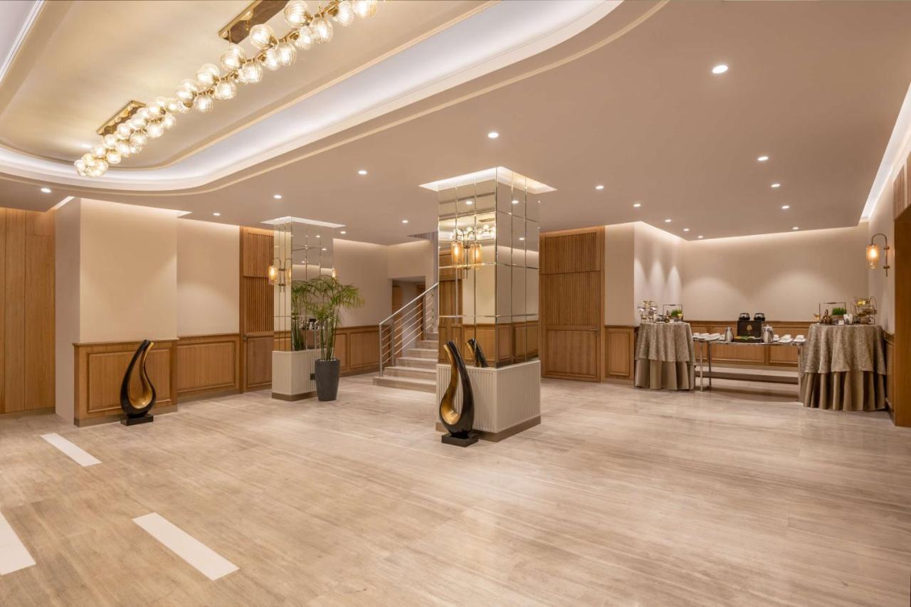 Radisson Hotel Sector 29 Gurugram Γκουργκάον Εξωτερικό φωτογραφία