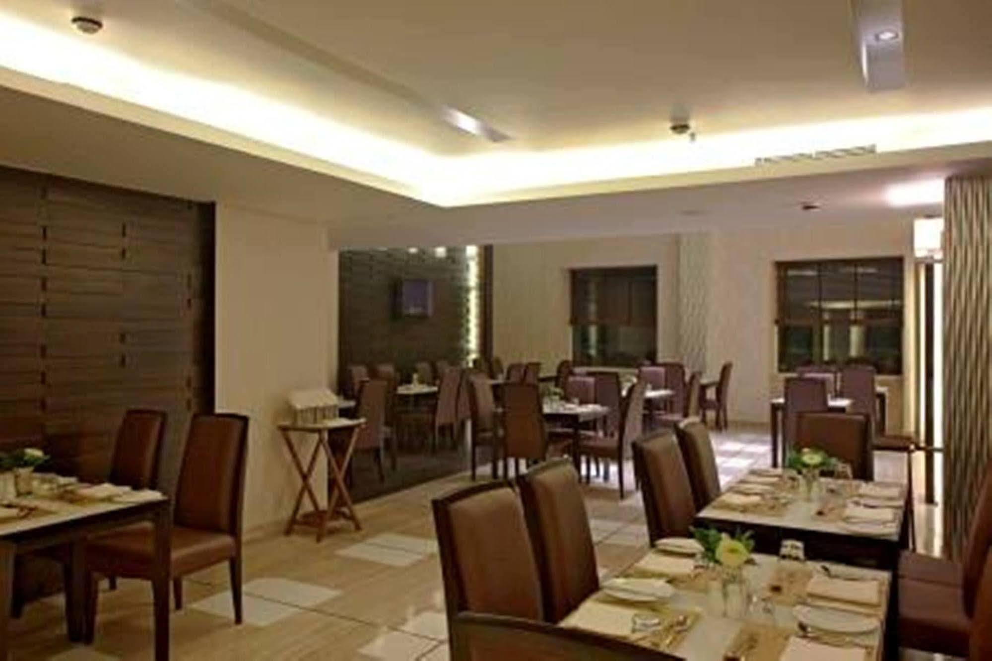 Radisson Hotel Sector 29 Gurugram Γκουργκάον Εξωτερικό φωτογραφία