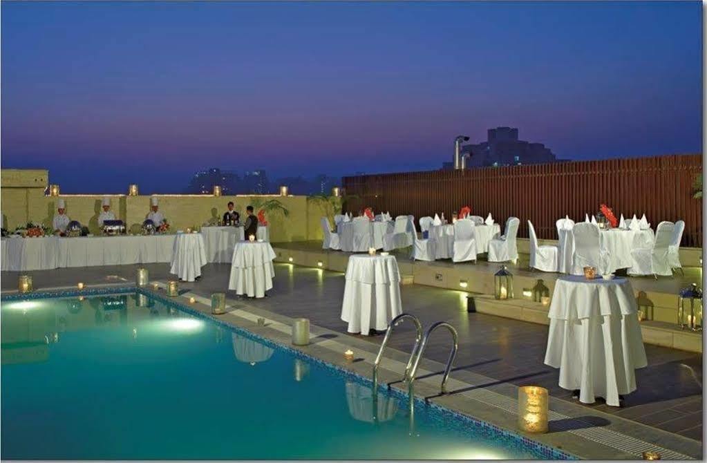 Radisson Hotel Sector 29 Gurugram Γκουργκάον Εξωτερικό φωτογραφία